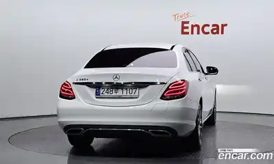 Mercedes-Benz C-Class 2018 2.0 гидро, миниатюра 3