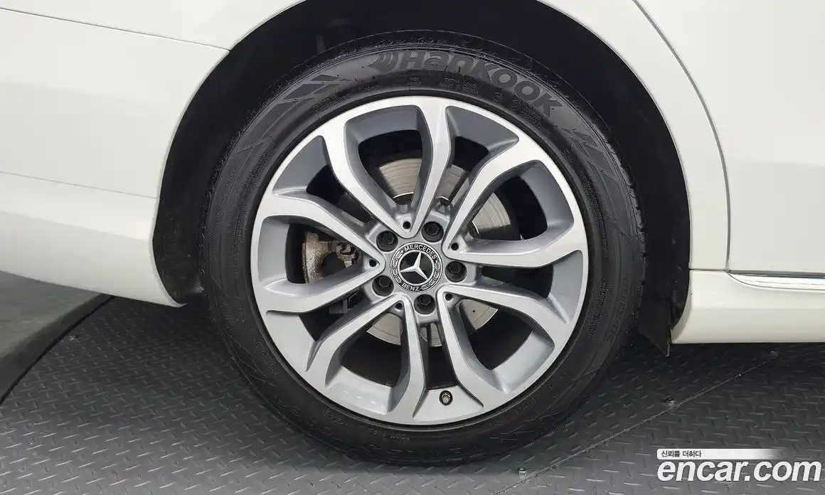 Mercedes-Benz C-Class 2018 2.0 гидро, фото 6