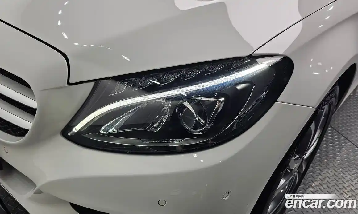 Mercedes-Benz C-Class 2018 2.0 гидро, фото 7