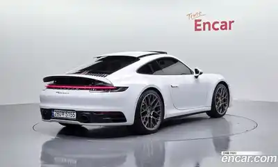 Porsche 911 2020 3.0 автомат (гидро), миниатюра 2