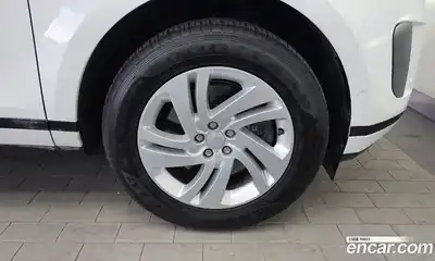 Land Rover Range Rover Evoque 2024 2.0 автомат (гидро), миниатюра 7