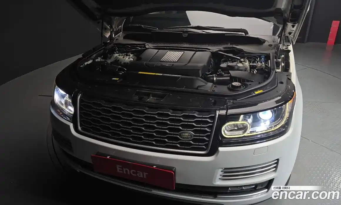 Land Rover Range Rover 2016 4.4 автомат (гидро), фото 6