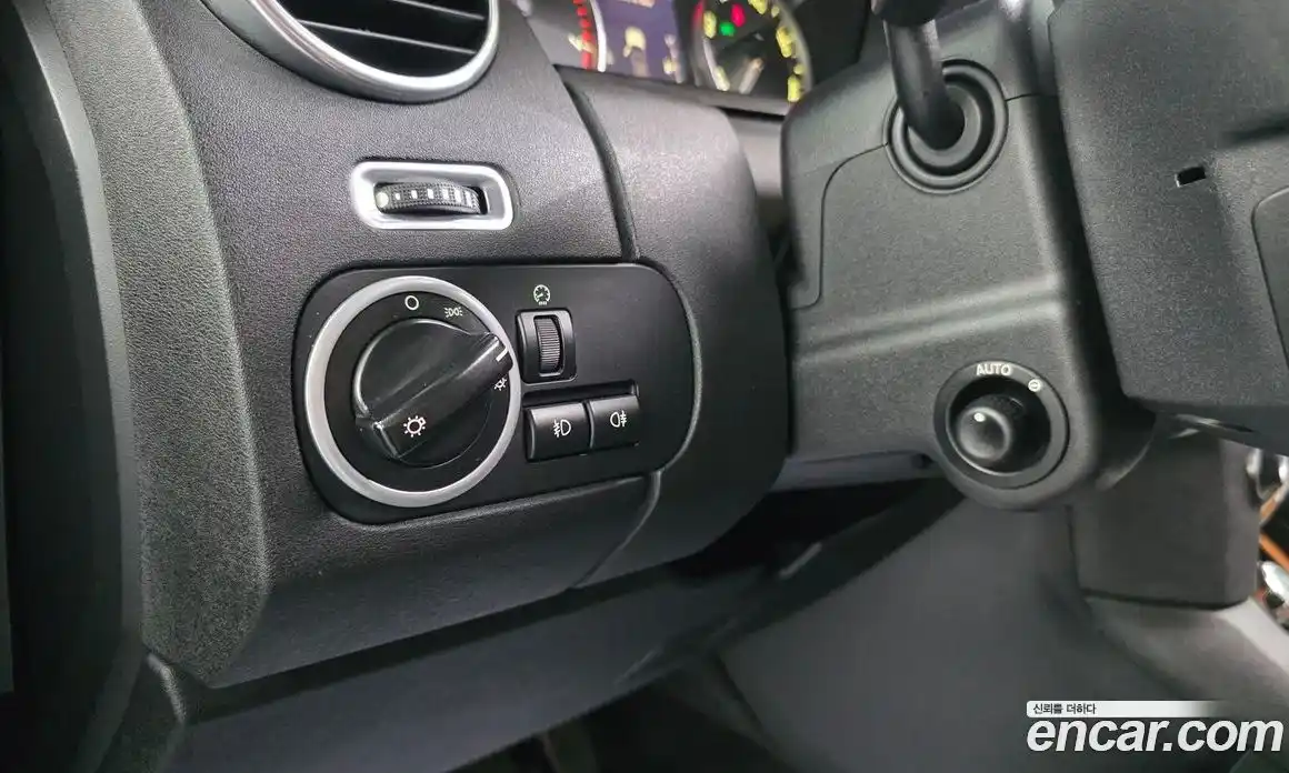 Land Rover Discovery 2010 5.0 автомат (гидро), фото 14