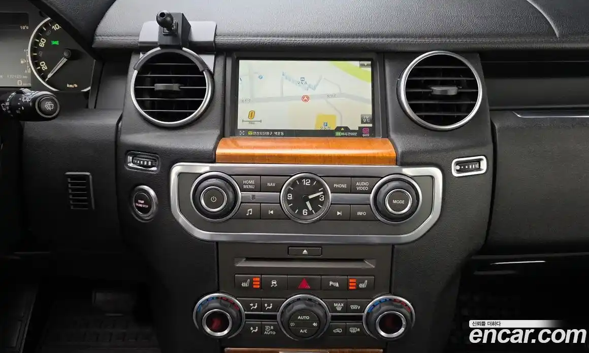Land Rover Discovery 2010 5.0 автомат (гидро), фото 19