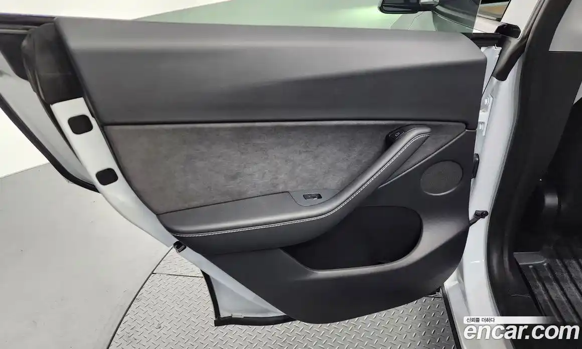 Tesla Model Y 2021 0.2 гидро, фото 14