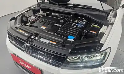 Volkswagen Tiguan 2020 2.0 автомат (гидро), миниатюра 6