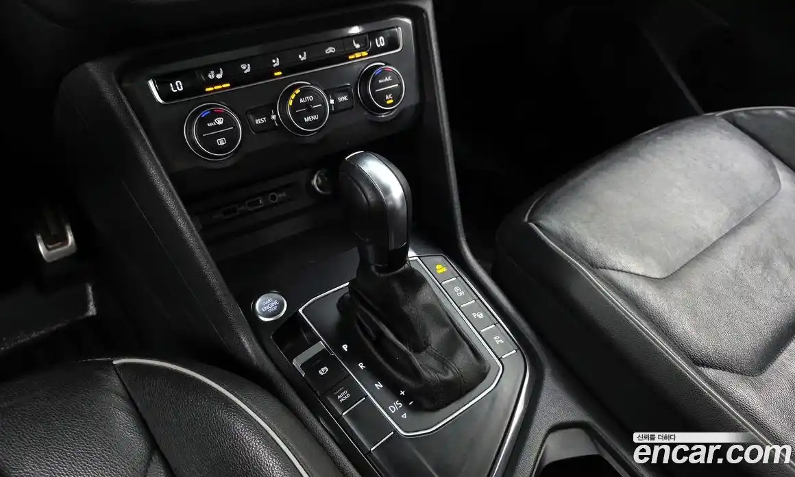 Volkswagen Tiguan 2020 2.0 автомат (гидро), фото 12