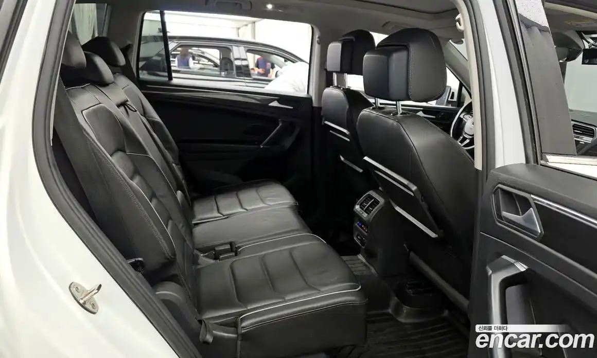 Volkswagen Tiguan 2020 2.0 автомат (гидро), фото 18