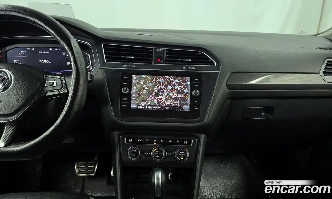 Volkswagen Tiguan 2020 2.0 автомат (гидро), фото 20