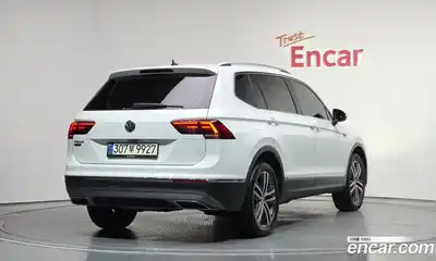 Volkswagen Tiguan 2020 2.0 автомат (гидро), миниатюра 2