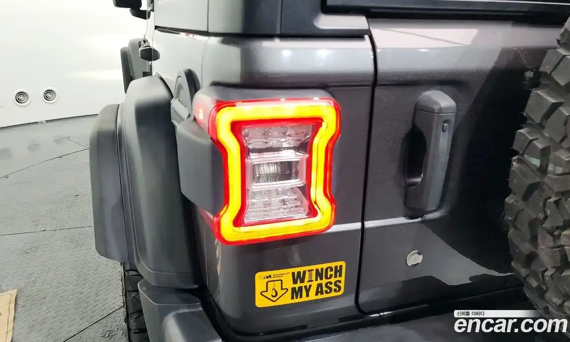 Jeep Wrangler 2018 2.0 автомат (гидро), фото 9