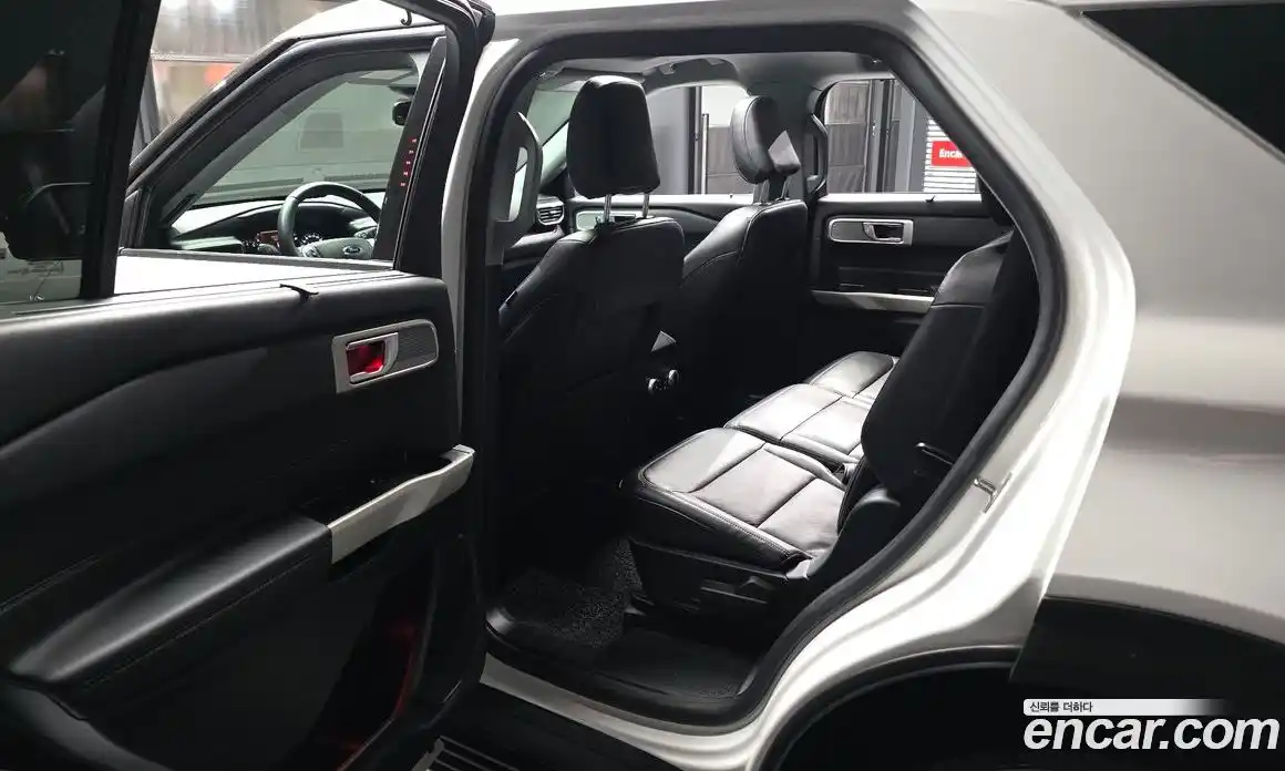 Ford Explorer 2021 2.3 автомат (гидро), фото 16