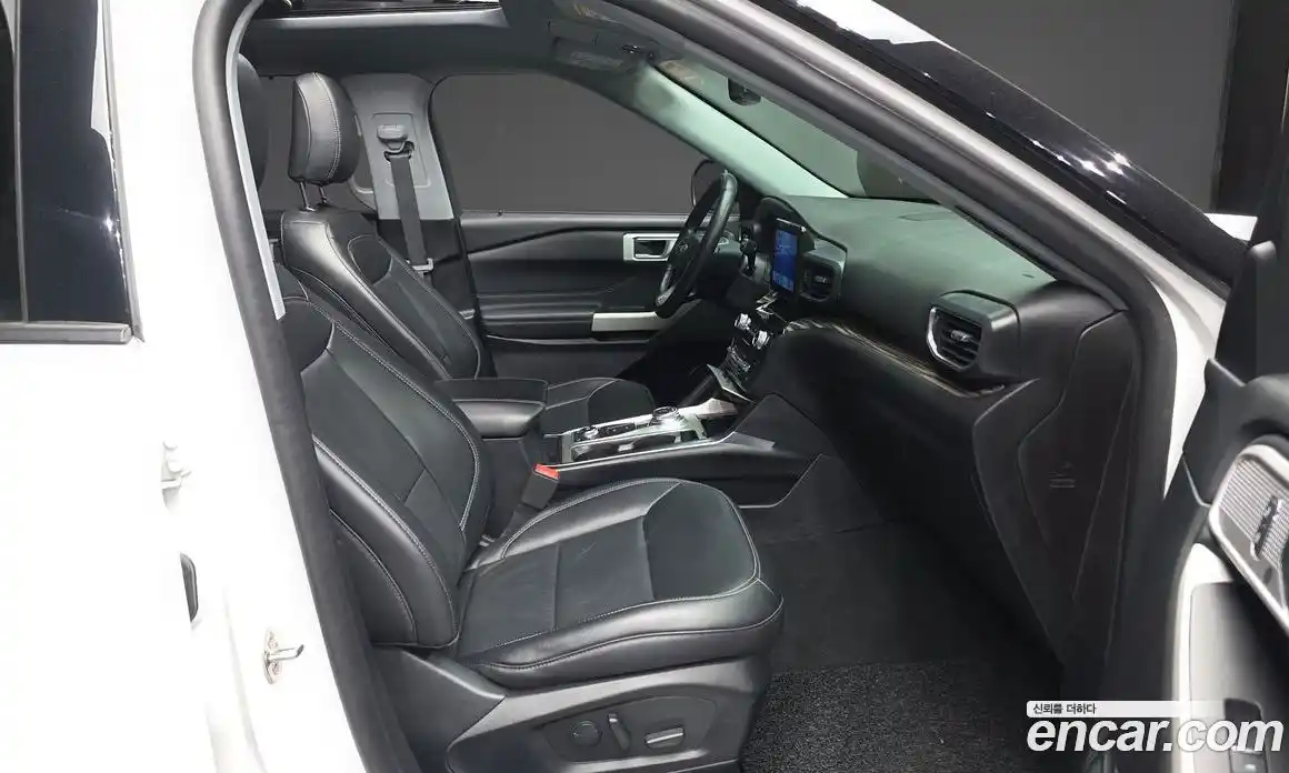 Ford Explorer 2021 2.3 автомат (гидро), фото 17