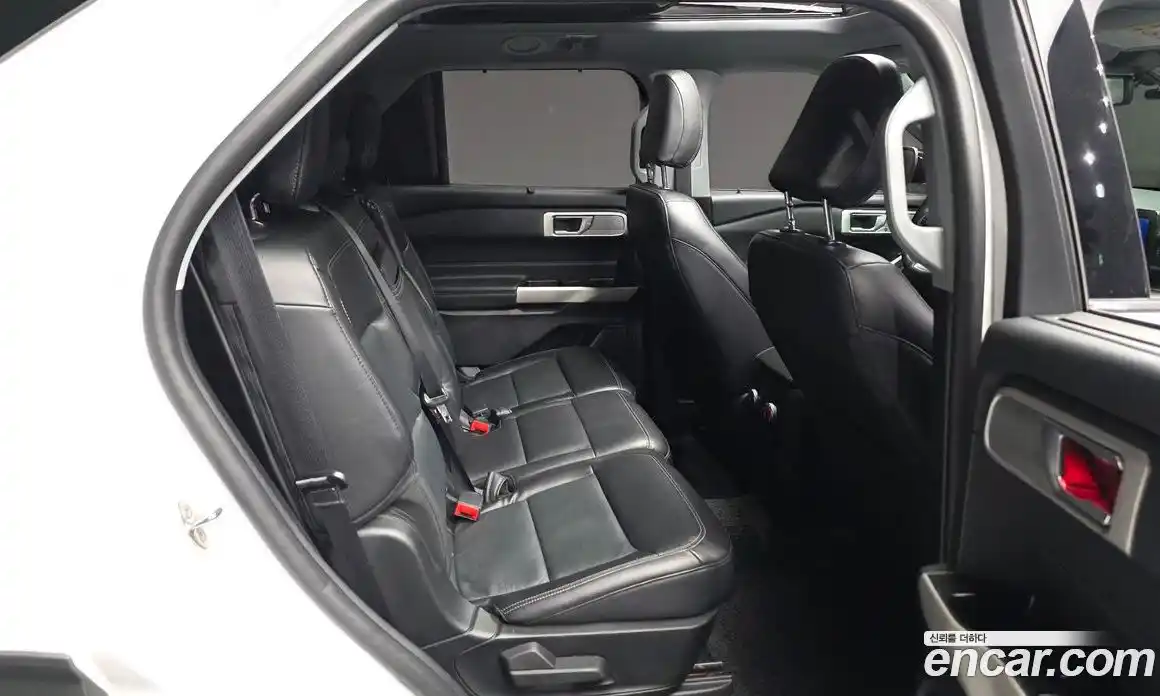 Ford Explorer 2021 2.3 автомат (гидро), фото 18