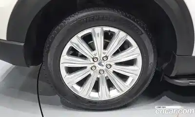 Ford Explorer 2021 2.3 автомат (гидро), миниатюра 5