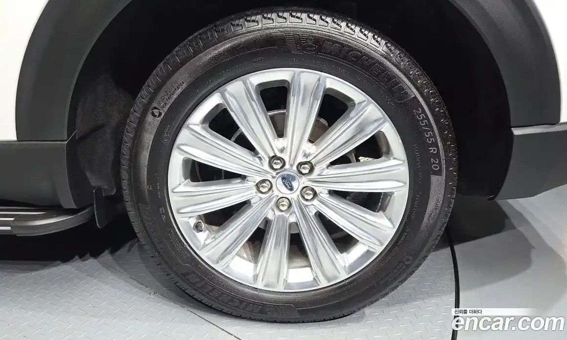 Ford Explorer 2021 2.3 автомат (гидро), фото 7