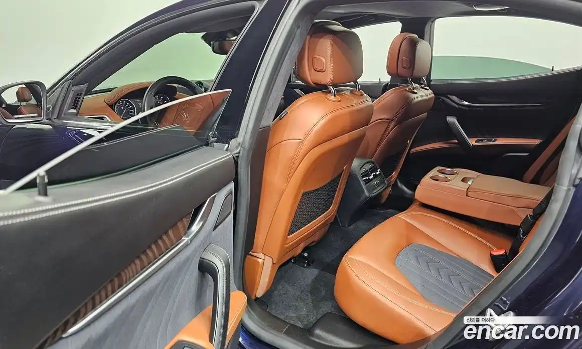 Maserati Ghibli 2021 2.0 гидро, фото 16