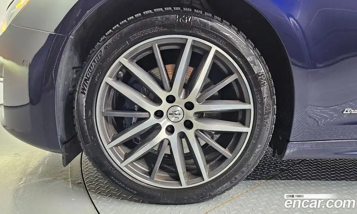 Maserati Ghibli 2021 2.0 гидро, фото 5