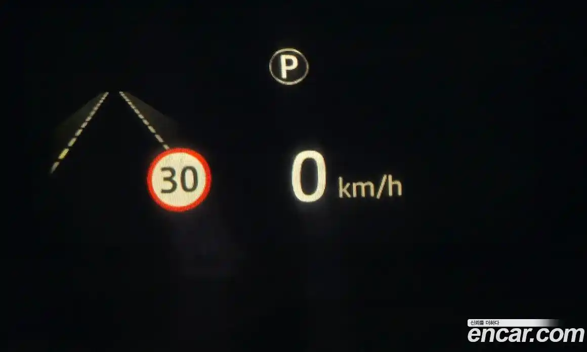 Jaguar XE 2020 2.0 гидро, фото 24