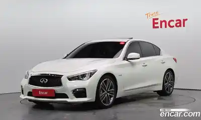 Infiniti Q50