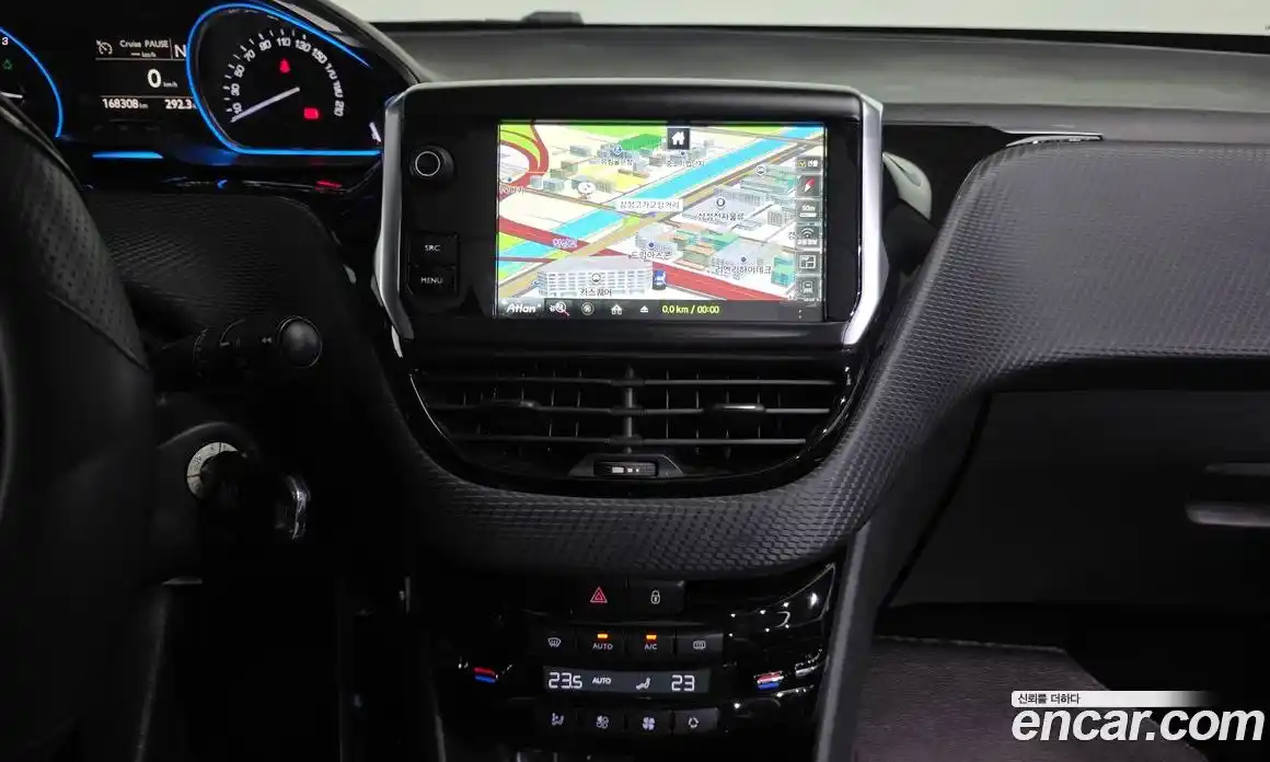 Peugeot 2008 2015 1.6 автомат (гидро), фото 13