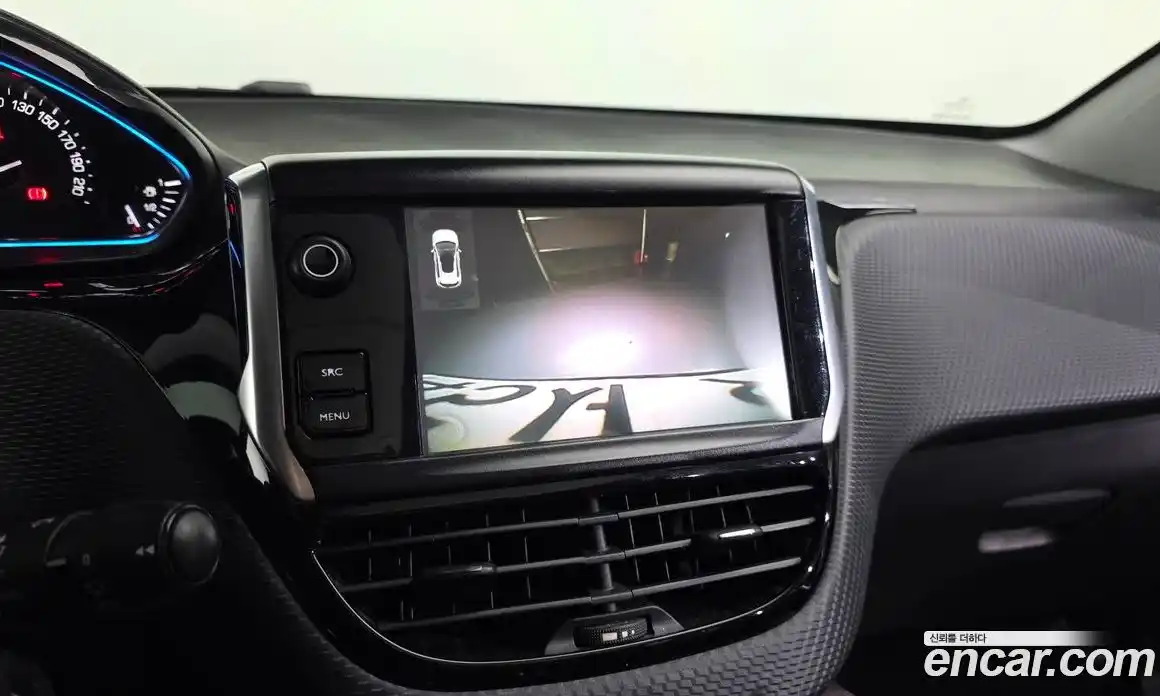 Peugeot 2008 2015 1.6 автомат (гидро), фото 14