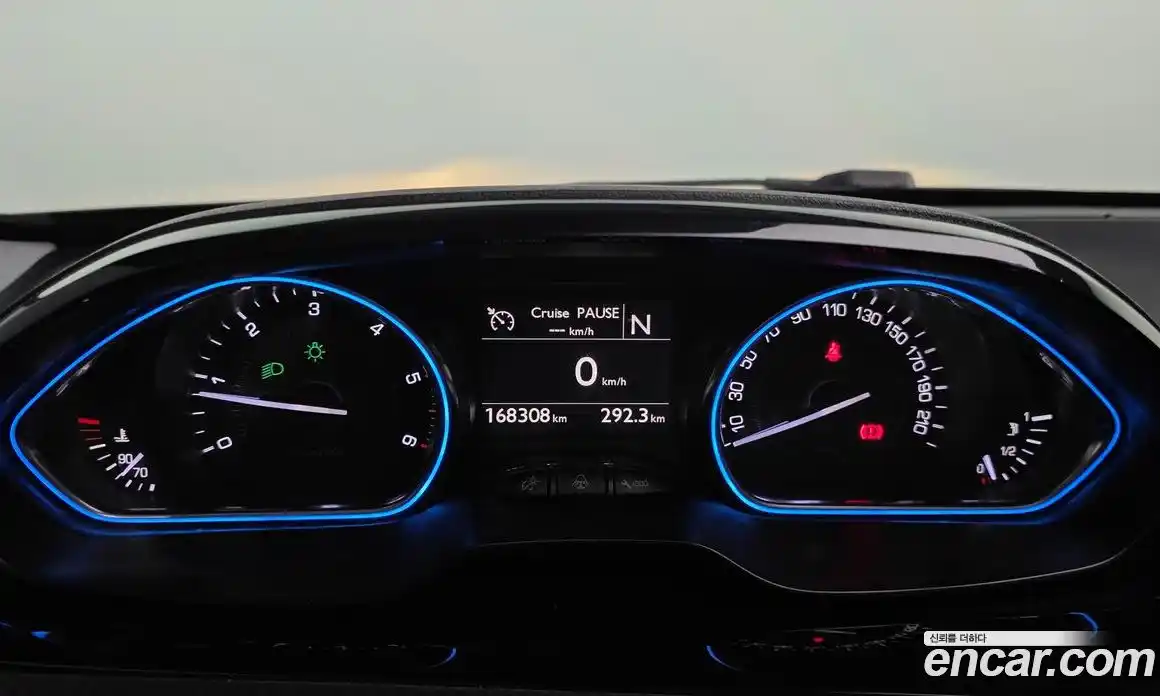 Peugeot 2008 2015 1.6 автомат (гидро), фото 8
