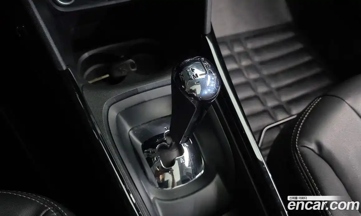 Peugeot 2008 2015 1.6 автомат (гидро), фото 9