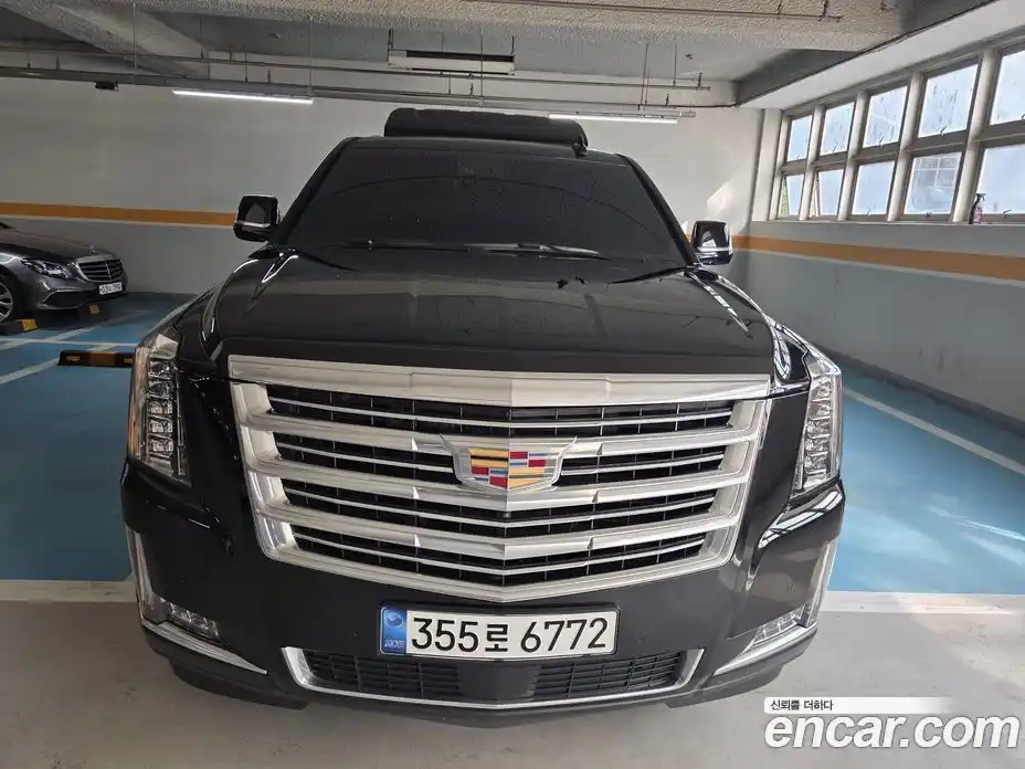 Cadillac Escalade 2020 6.2 гидро, фото 3