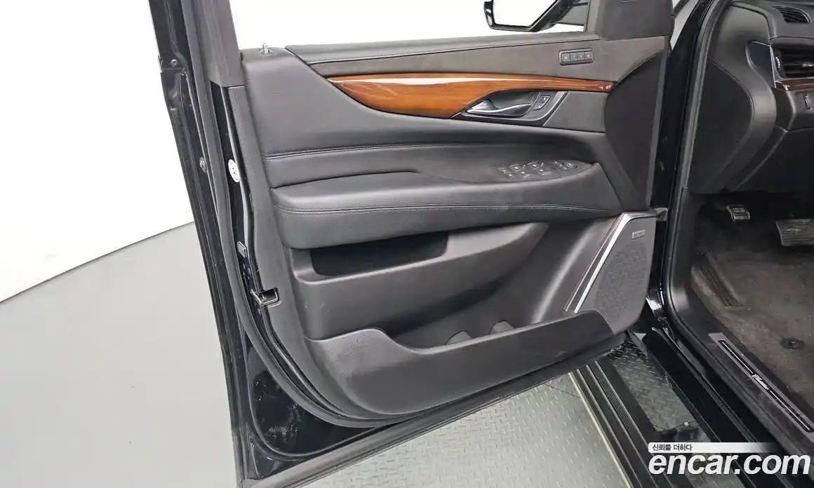 Cadillac Escalade 2020 6.2 гидро, фото 14