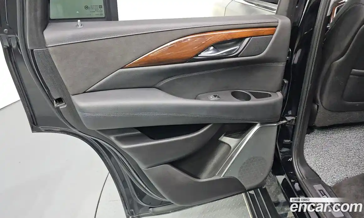 Cadillac Escalade 2020 6.2 гидро, фото 15