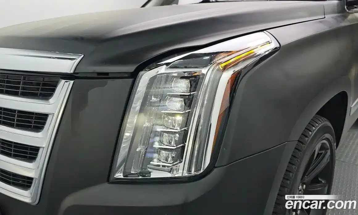 Cadillac Escalade 2020 6.2 гидро, фото 8