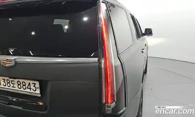 Cadillac Escalade 2020 6.2 гидро, миниатюра 9