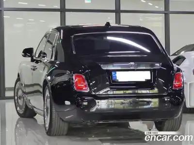 Rolls-Royce Phantom 2021 6.7 гидро, миниатюра 3