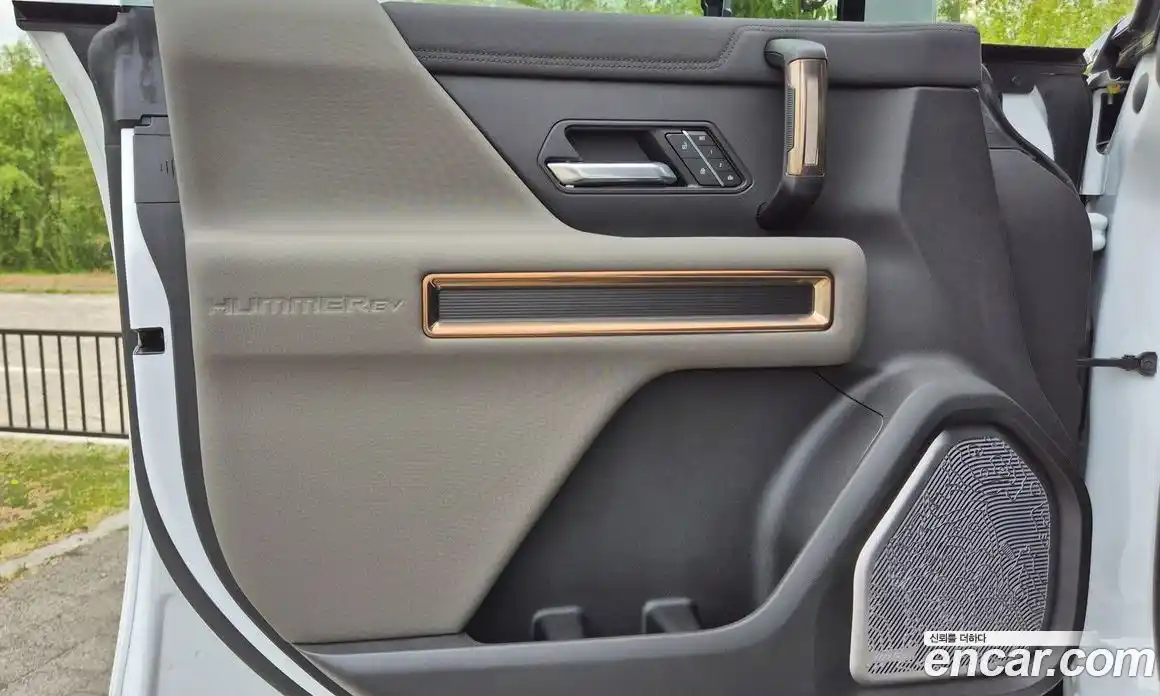 GMC Hummer EV 2025 автомат (гидро), фото 13