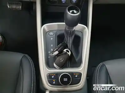 Hyundai Venue 2019 1.6 автомат (гидро), миниатюра 9