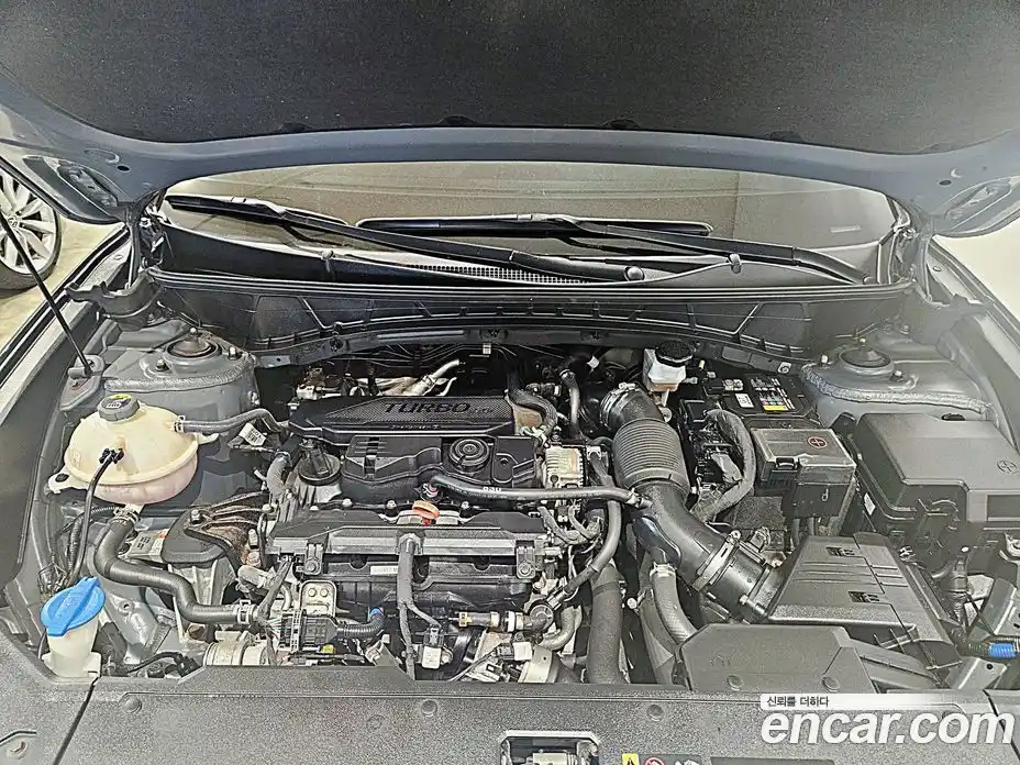 Hyundai Tucson 2022 1.6 автомат (гидро), фото 6