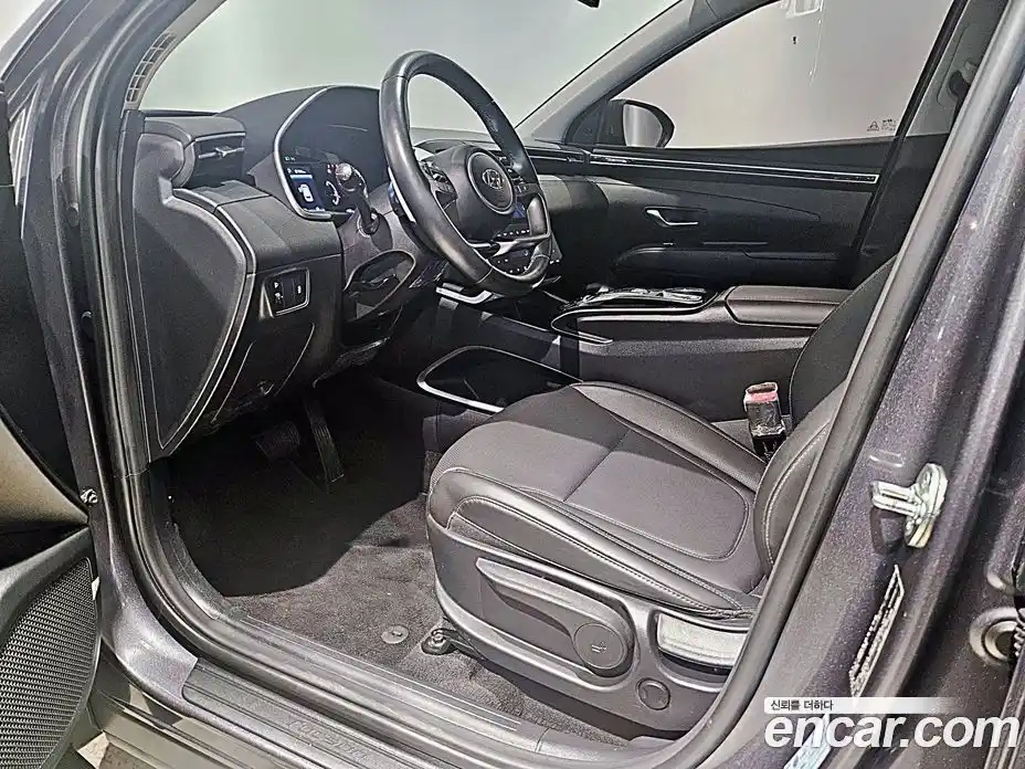 Hyundai Tucson 2022 1.6 автомат (гидро), фото 10