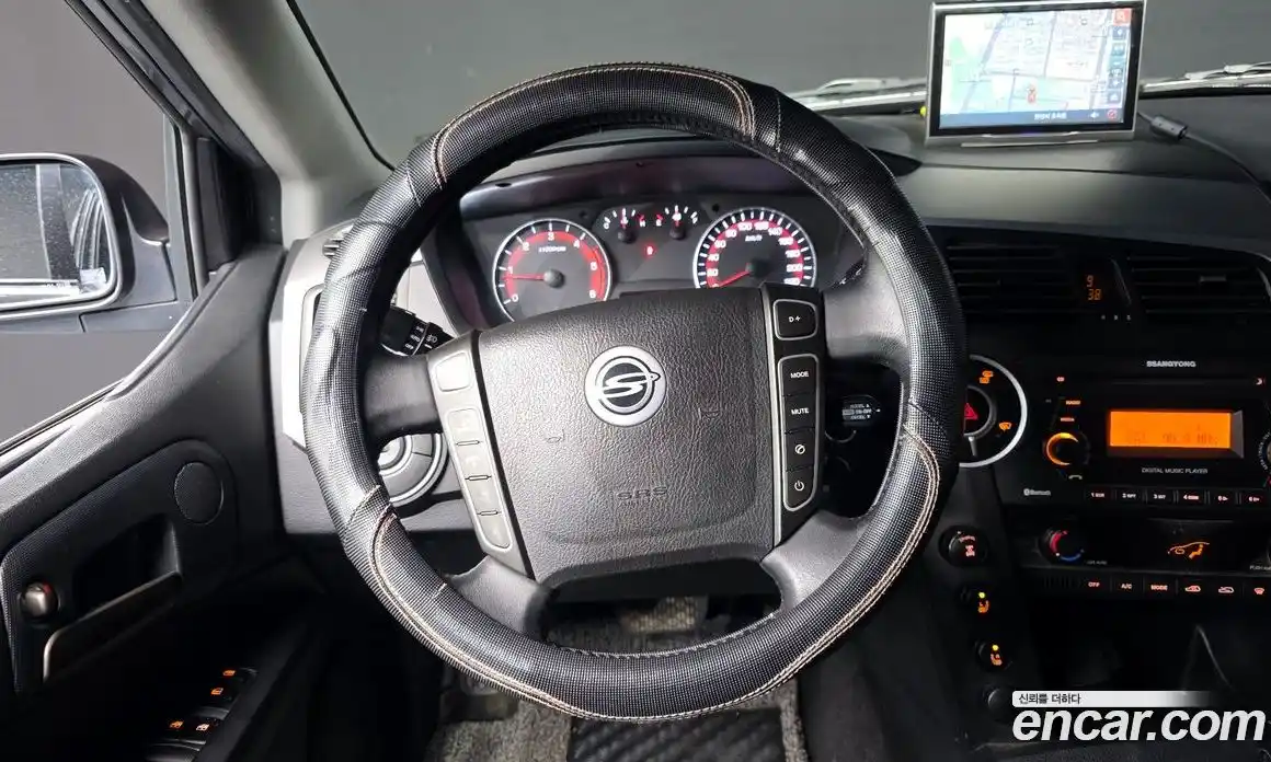 SsangYong Korando 2014 2.0 автомат (гидро), фото 13