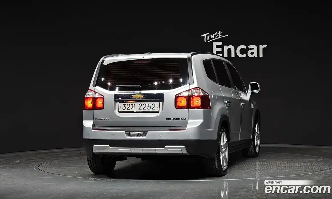 Chevrolet Orlando 2012 2.0 автомат (гидро), фото 4