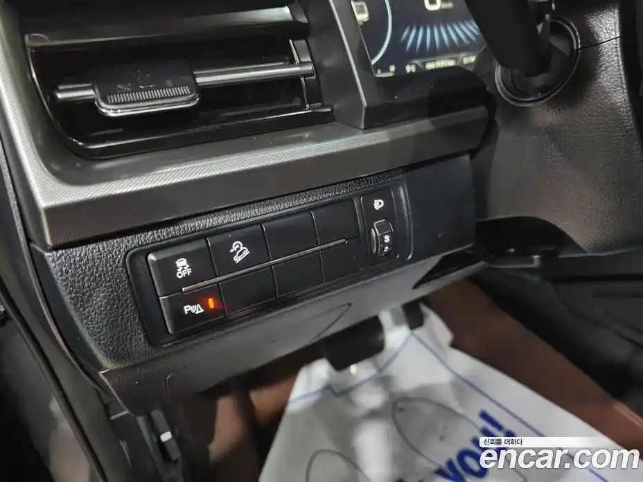 SsangYong Rexton 2024 2.2 автомат (гидро), фото 15