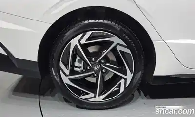 Hyundai Sonata 2025 1.6 автомат (гидро), миниатюра 5