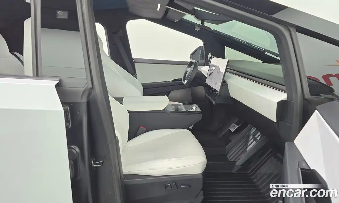 Tesla Cybertruck 2024 0.1 гидро, фото 11