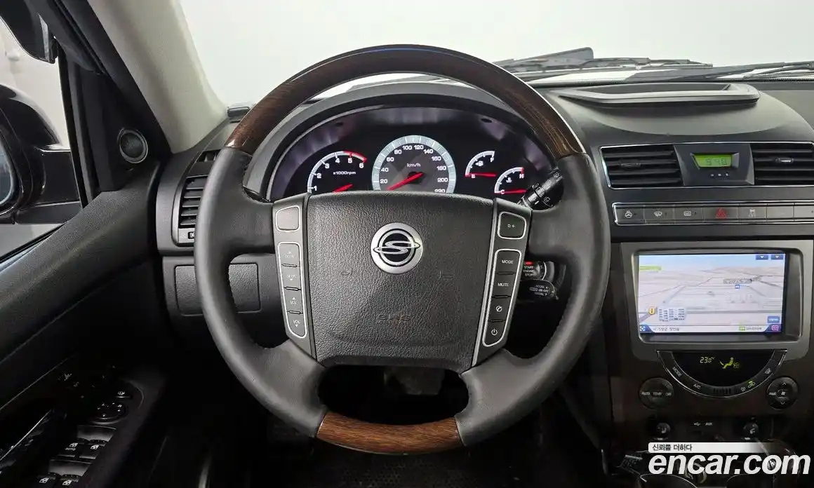 SsangYong Rexton 2014 2.0 автомат (гидро), фото 13