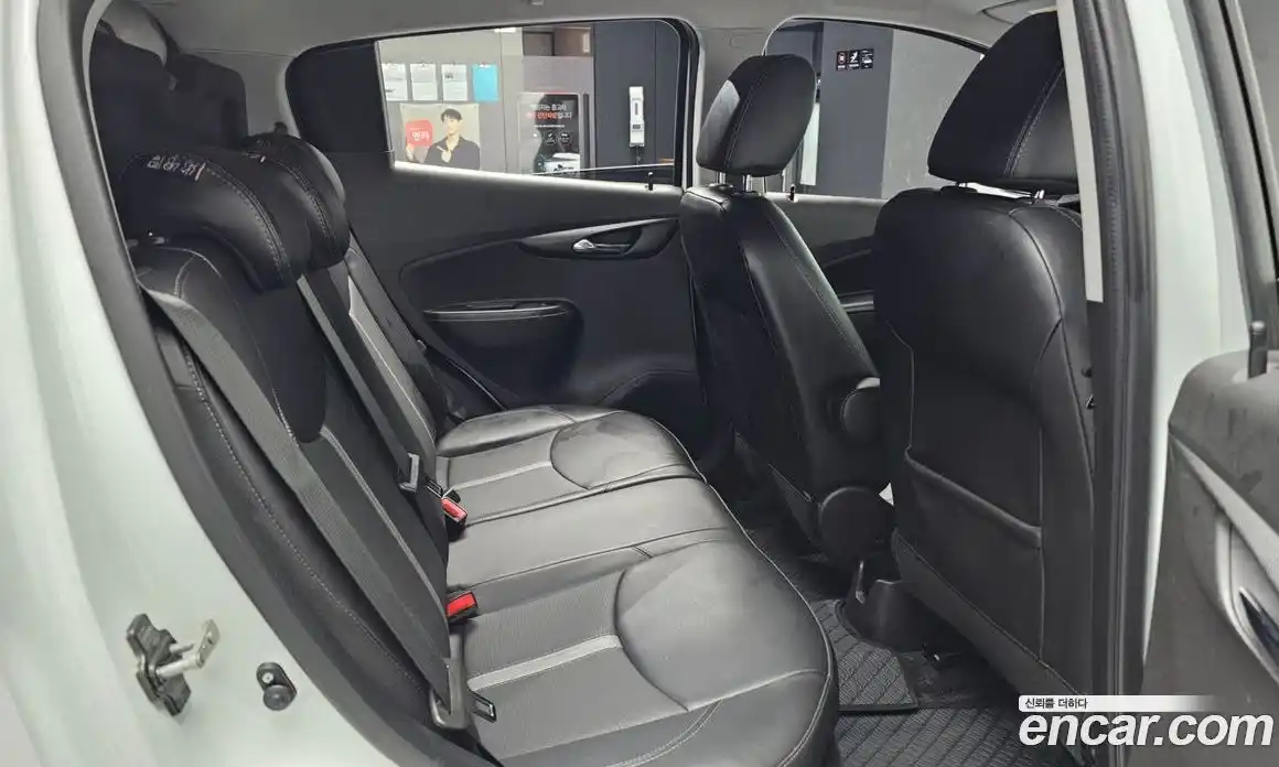 Chevrolet Spark 2018 1.0 автомат (гидро), фото 12