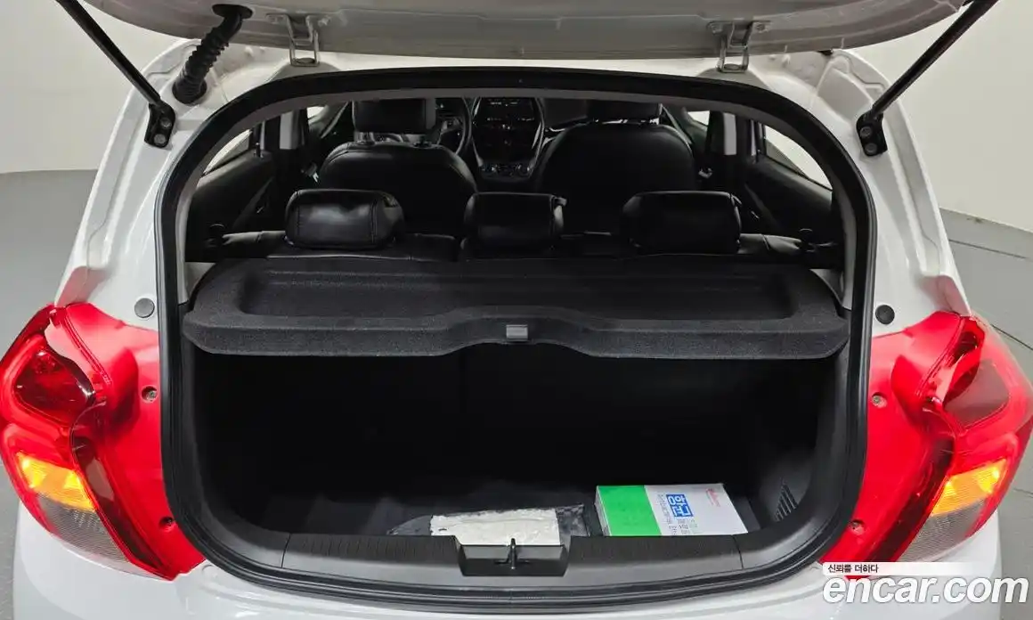 Chevrolet Spark 2018 1.0 автомат (гидро), фото 20