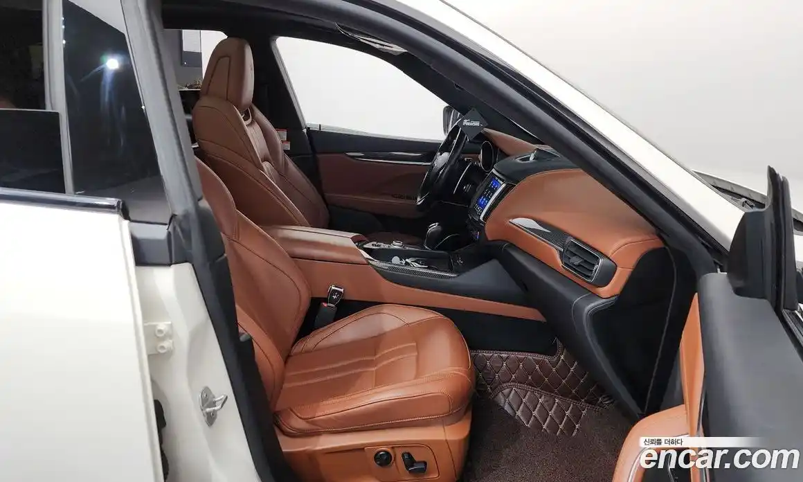Maserati Levante 2017 3.0 гидро, фото 11