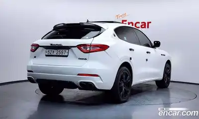 Maserati Levante 2017 3.0 гидро, миниатюра 2