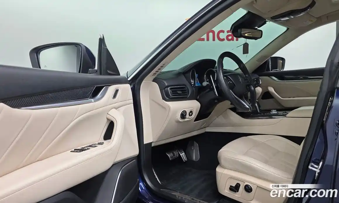 Maserati Levante 2019 3.0 гидро, фото 12