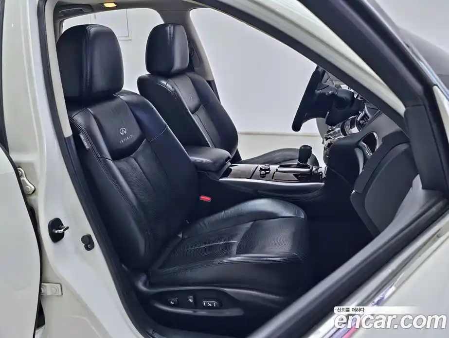Infiniti M 2010 3.7 гидро, фото 10